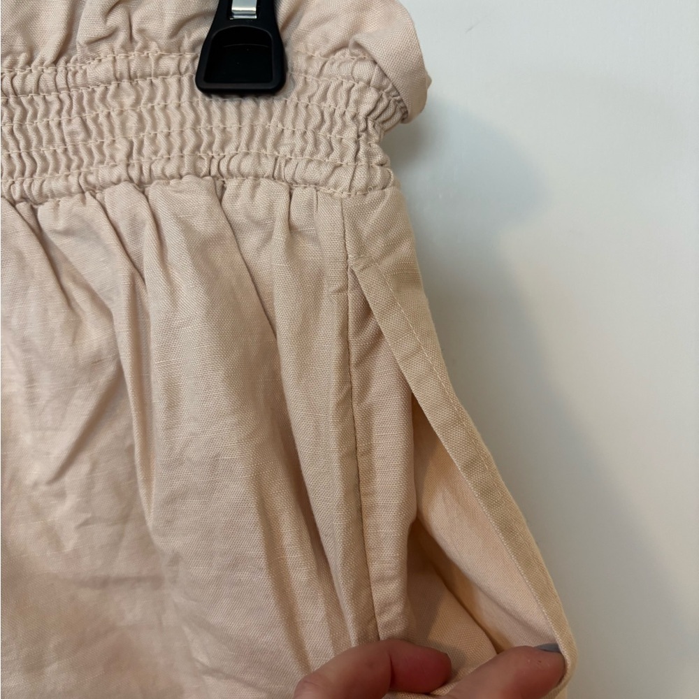 Anthropologie High Waisted Feminine Cream Shorts NWT - Picture 6 of 6